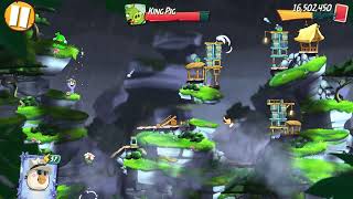 Angry Birds 2 stupid place for king pig to get stuck screenshot 1