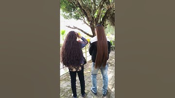 Hai mẹ con kẹp tóc giả nối dài qua mông giữa đường phố #tocdai #tockep