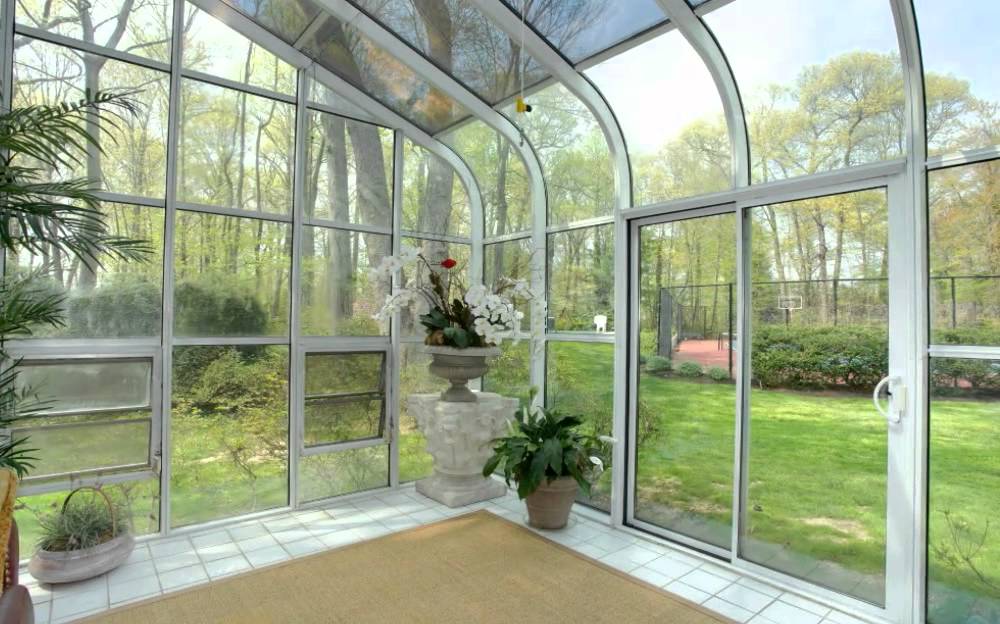 7 North Ct, Oyster Bay, NY 11771