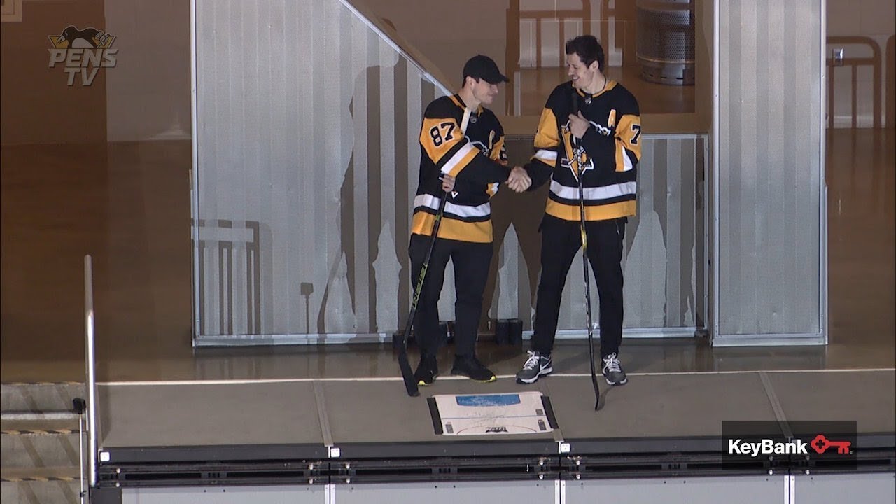 Crosby & Malkin taking turns attempting to score from 200 level at PPG Paints Arena