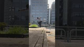東京の川沿い。Riverside blade #versclub #agressiveinlineskate #themskates #skate #inlineskate #fashion