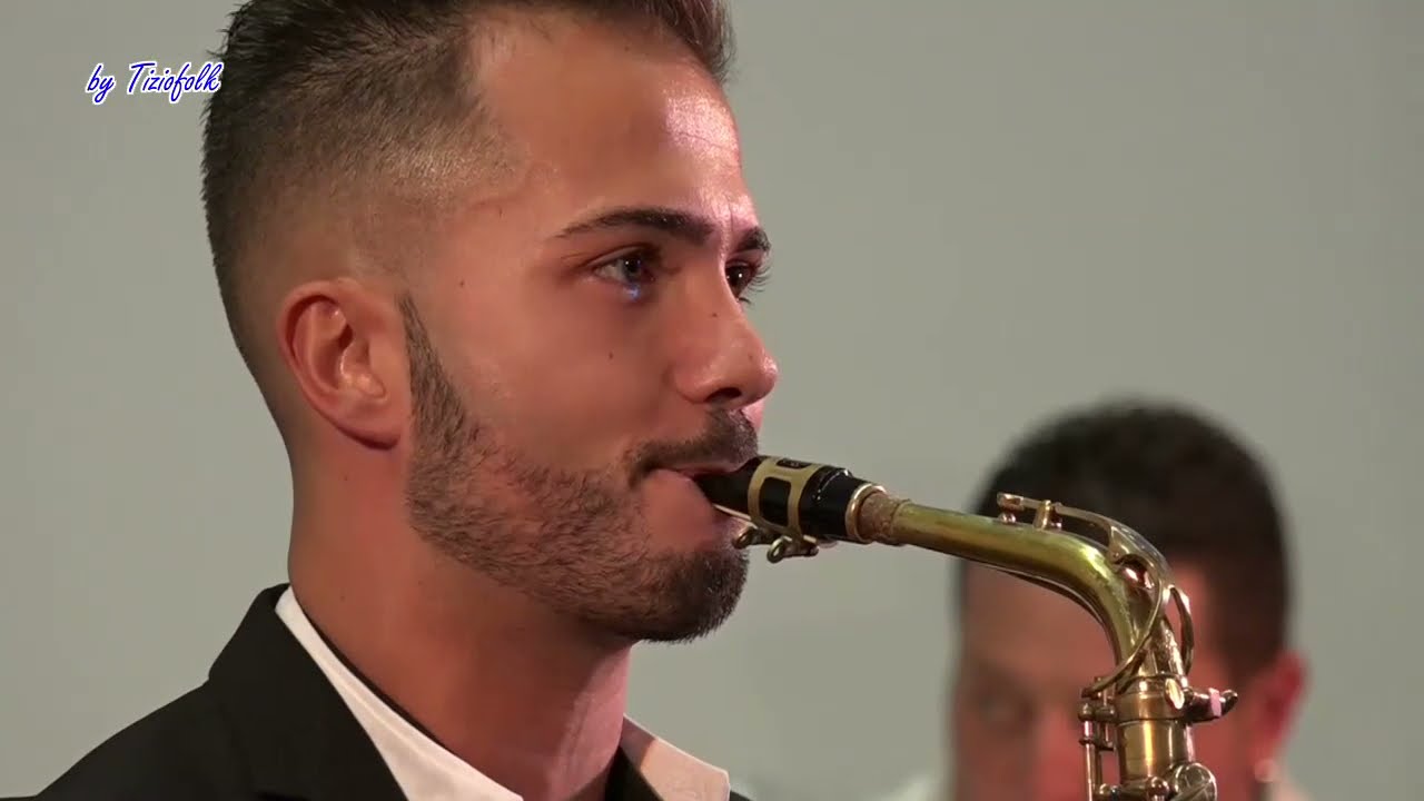 CUORE DI MAMMA valzer di Borghesi eseguito da SAMUELE BATZELLA con orchestra AMARCORD
