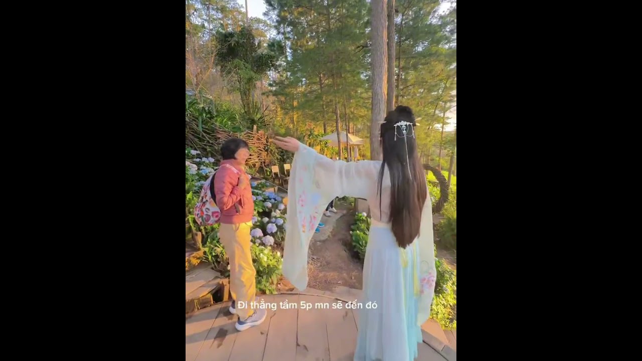 Happy Hill Đà Lạt-Ghẹo khách xong bị khách ghẹo