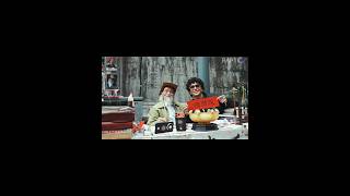 順財運 Fortune Carved Into The Palm