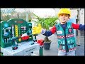 Apprenez les noms doutils avec handyman toys for kids