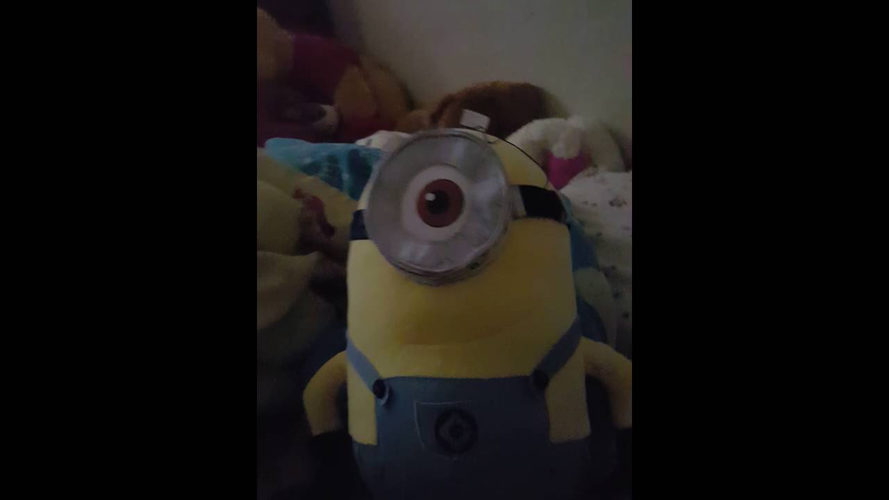 camera iphone 8 plus apk The yellow minion goes mad