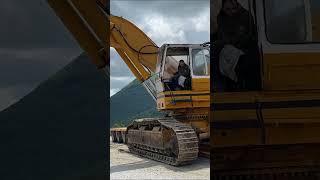 Loading The Old Liebherr 974 Excavator On Trailer - #Shorts