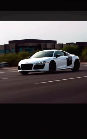 AUDI R8 - YouTube