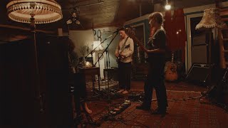 Video thumbnail of "Daughter - Be On Your Way (Live at Middle Farm Studios)"