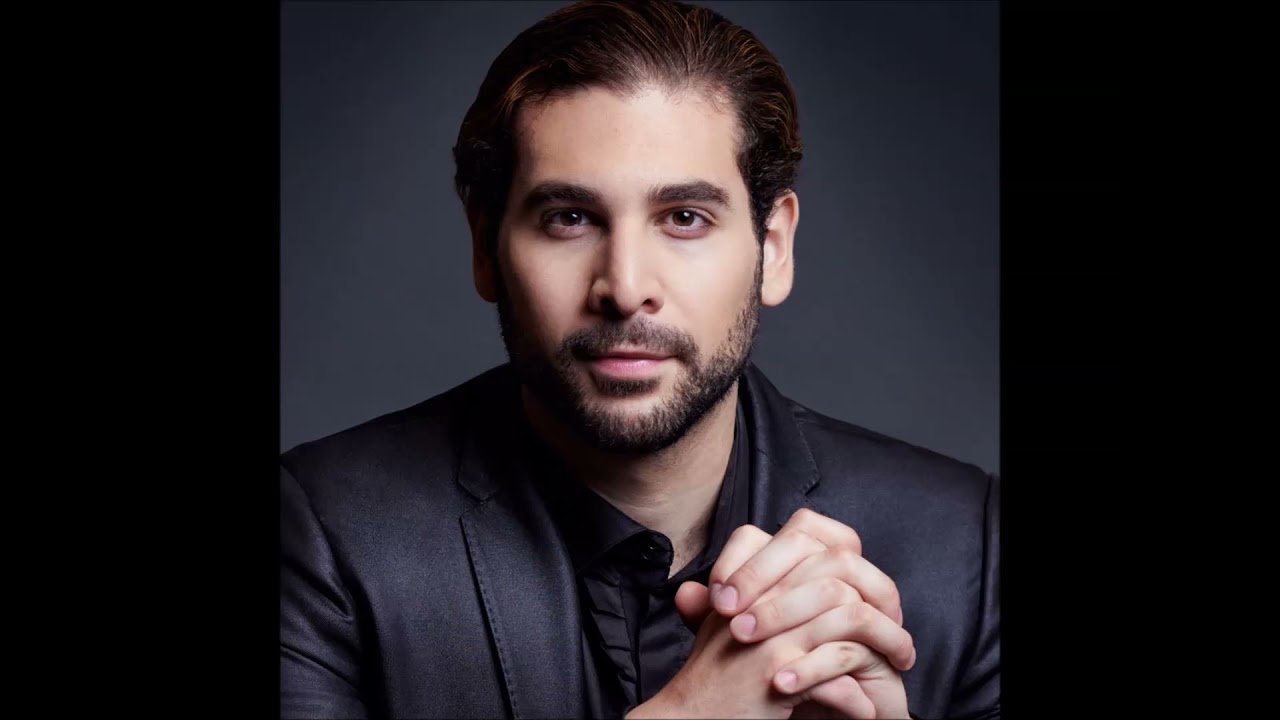 Ave Maria - Anthony Sylvestre (feat. tenor Jose Simerilla Romero)