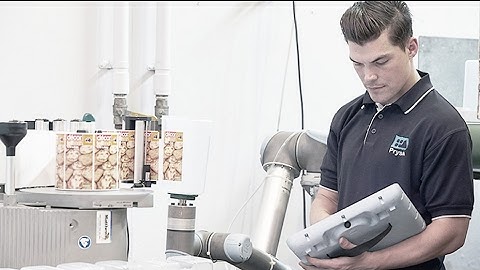 Dây chuyền tự động hóa với Universal Robots tại công ty Prysm Industries, Úc