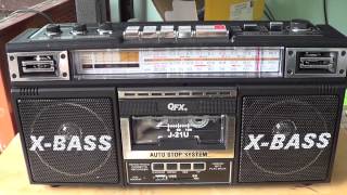QFX Digital Converter Box with UL Adapter Introduction to the QFX J 21 U AM FM Shortwave boombax with cassette and MP3