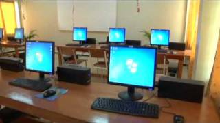 Apintie 2011 - In de Branding - VWO 4 neemt nieuw ICT lokaal in gebruik.mp4 screenshot 5