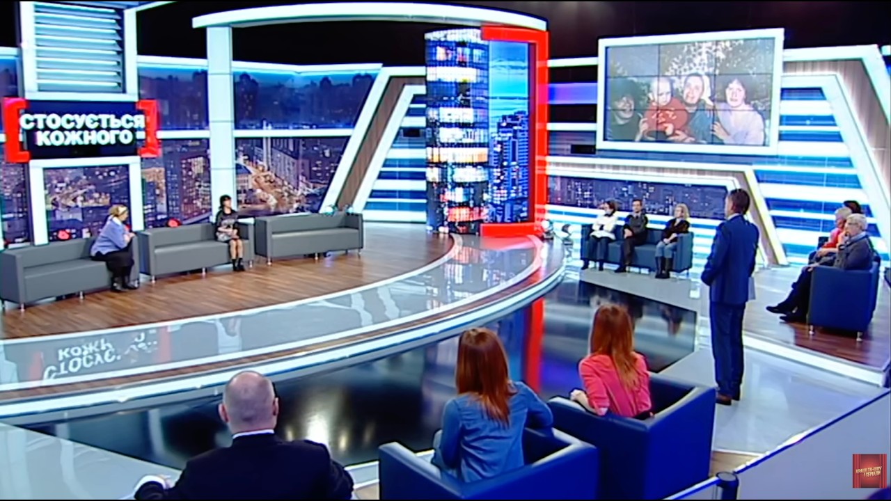 ТЕЩА ЗЯТЯ ХОЧЕ ПРОВЧИТИ, ТОМУ НІЯКОГО ЖИТТЯ НЕ ДАЄ ВСІЙ СІМ