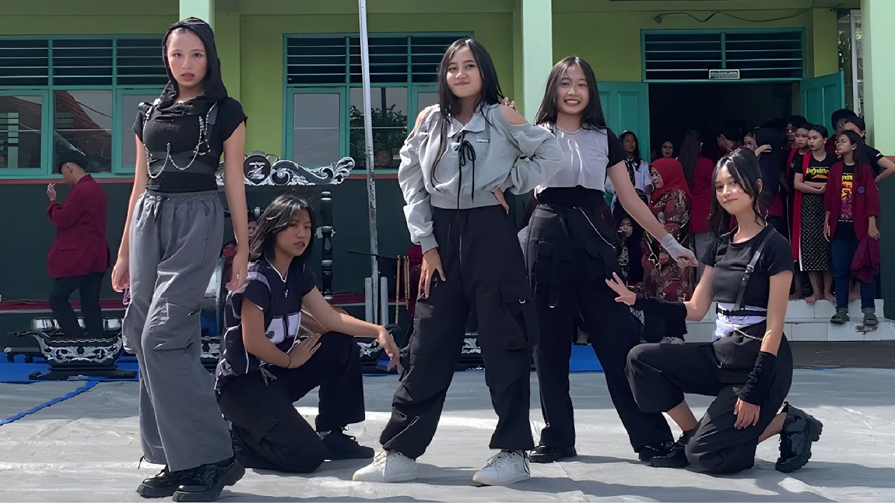 Meovv - Hands Up (Cover by Teenagers One)