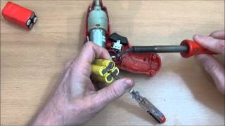 Black & Decker AA Alkaline Electric Screw Driver Review & TearDown 