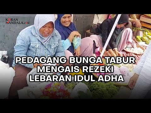 Tradisi Ziarah Kubur Menjelang Lebaran Idul Adha Merupakan Momen Berkah Bagi Para Pedagang Bunga
