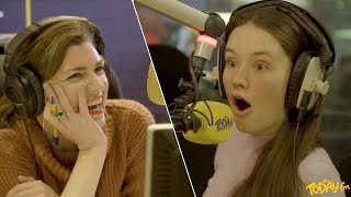 Sigrid talks live on Irish radio to an Irishman who lives in her hometown Ålesund