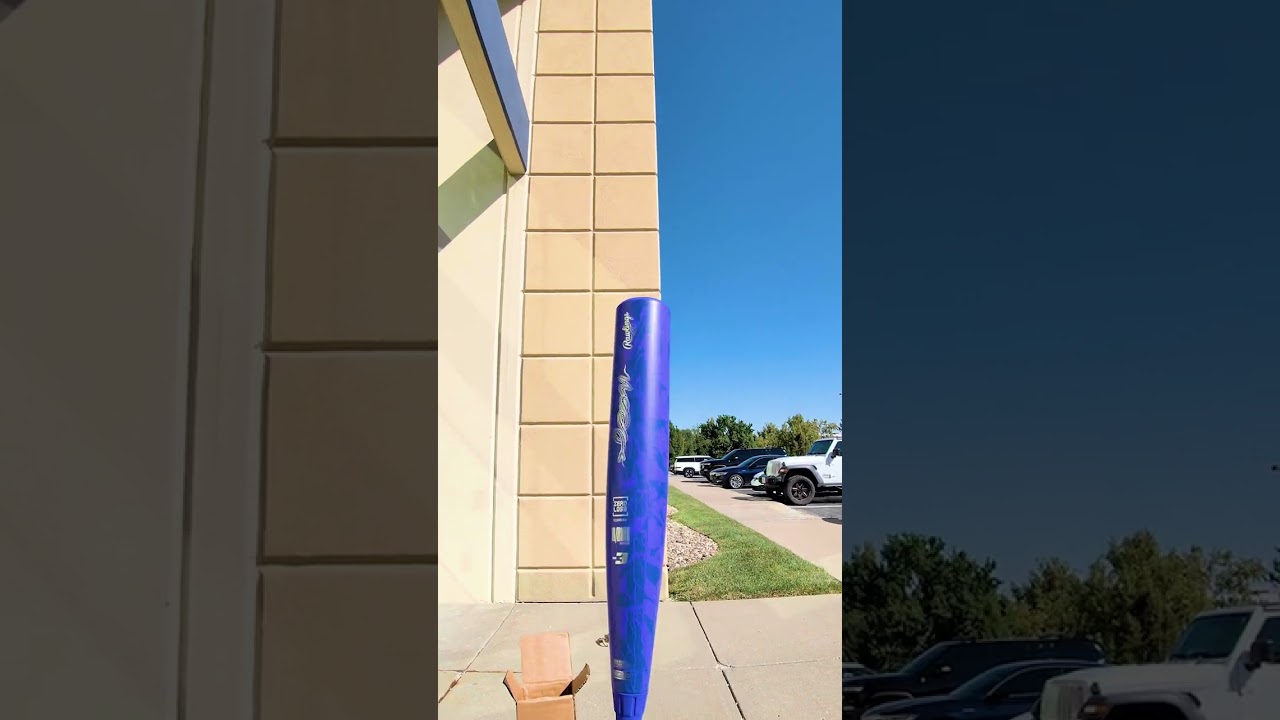 Unboxing the 2027 Rawlings Icon