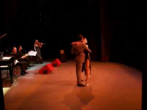 Valeria Lorduguin y Martín Feely.TANGO VIVO.Teatro Juárez.GUANAJUATO
