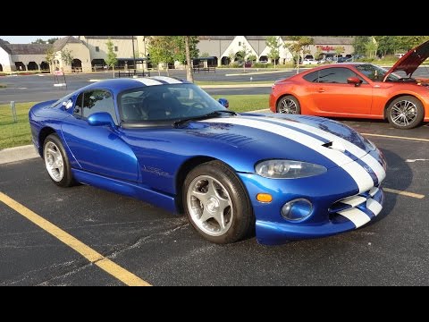 1996 Dodge Viper GTS in Blue paint with White Stripes - My Car Story with Lou Costabile