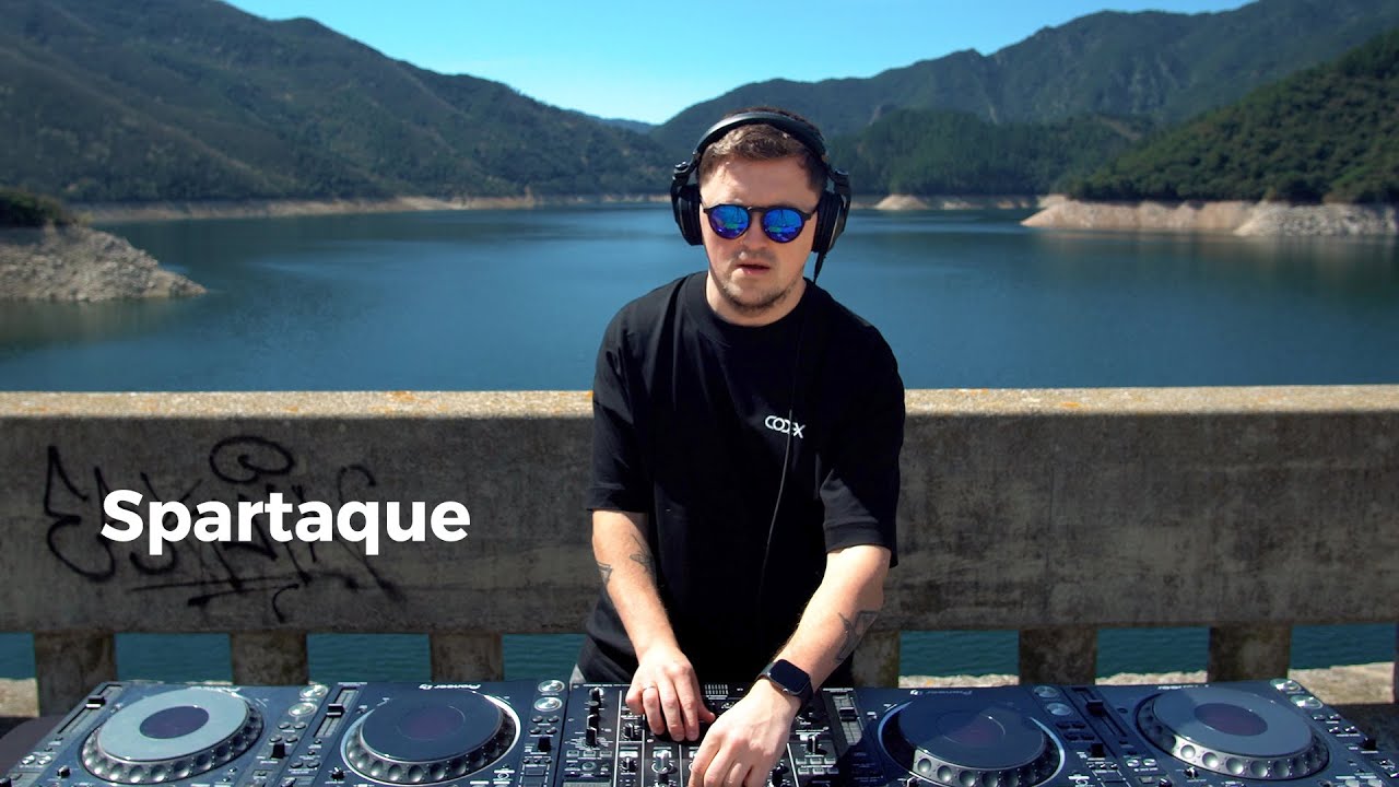 Spartaque - Live @ Radio Intense, Susqueda Basement, Spain 15.4.2022 / Techno DJ Mix 4K