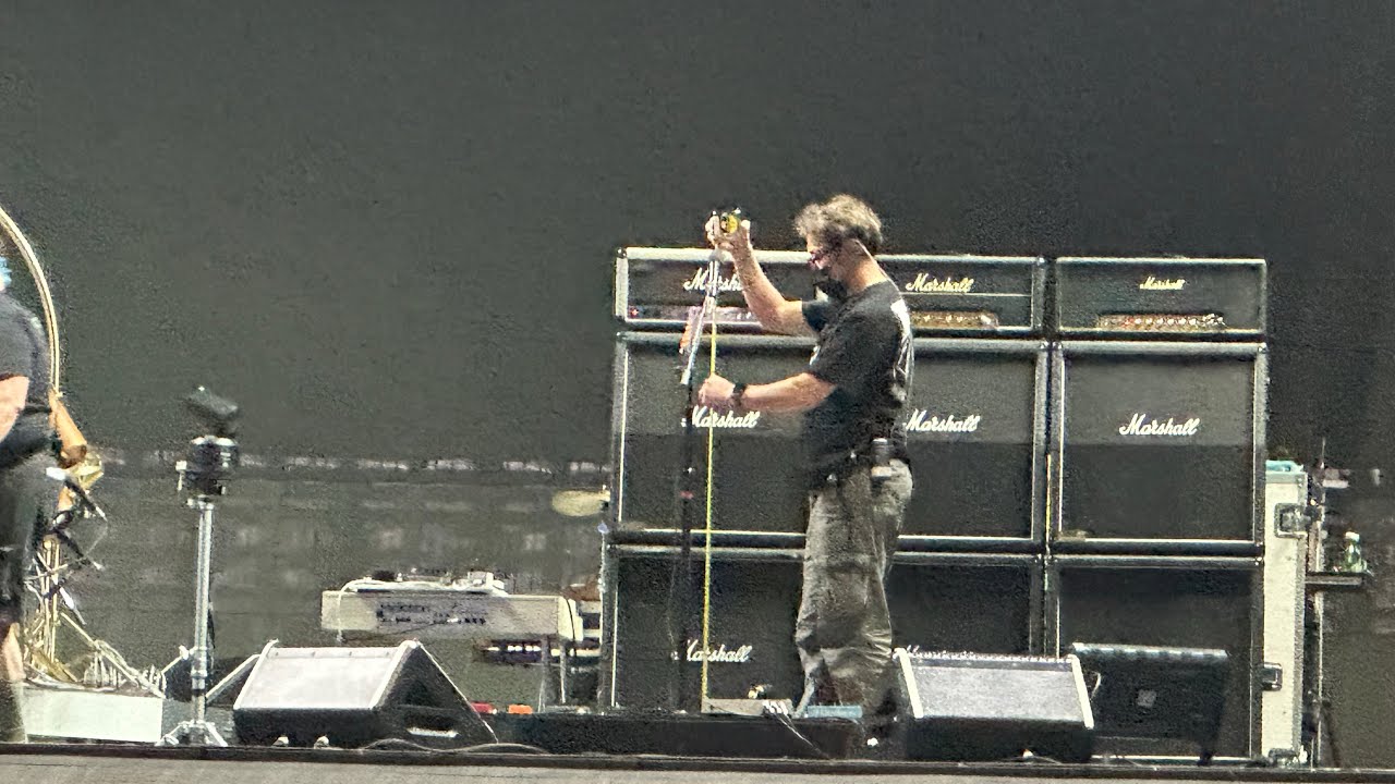 🌶️ Soundcheck Red Hot Chili Peppers Minneapolis April 8 2023 🌶️