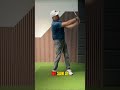 Pro Golfers vs. Amateurs: The Key Difference! 🏌️‍♂️