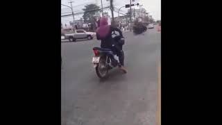 Kumpulan video lucu emak emak raja jalanan