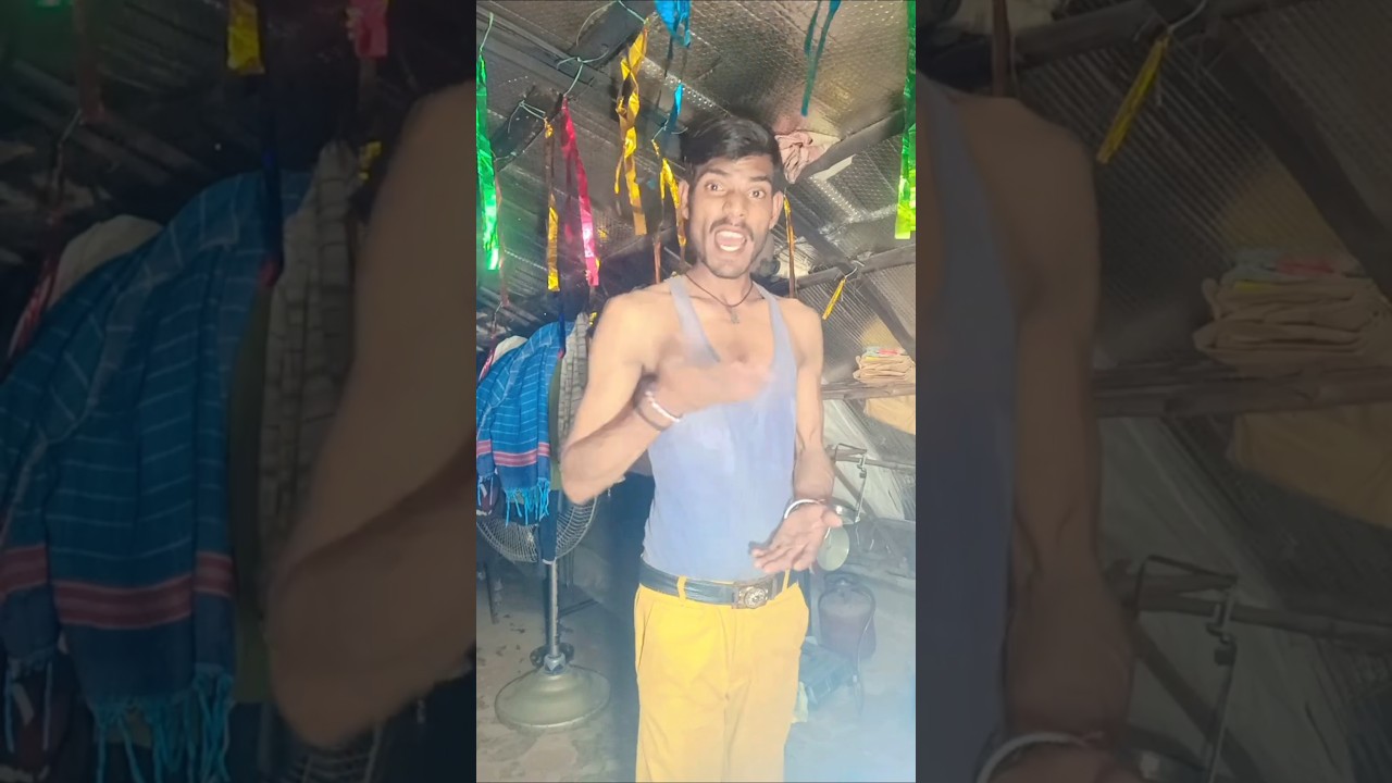 Bhaiya Alien 👽 Maggie Kha Raha Hai 😇😥😃😂🥰#shorts #youtubeshorts