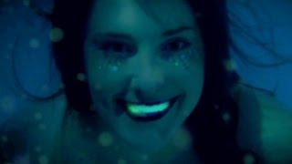 Video thumbnail of "Frankie Rose - Night Swim (Official Music Video)"