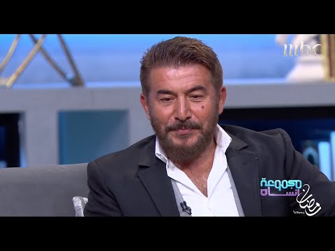 عابد فهد يغني واحدة من اغاني والده الخالدة على موج البحر