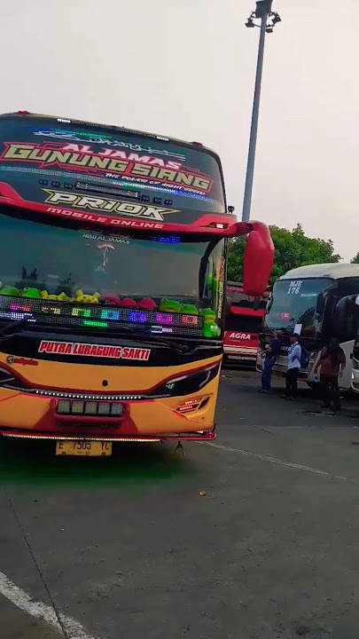 🔥MANUVER MANIS BUS PUTRA LURAGUNG SAKTI 'ALJAMAS GUNUNG SIANG'MANTAP‼️#shorts #busmania #luragung