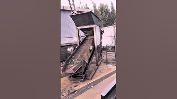 30 type vibrating screening machine trial operation#screen #Vibratingscreen #mobilescreen #screening