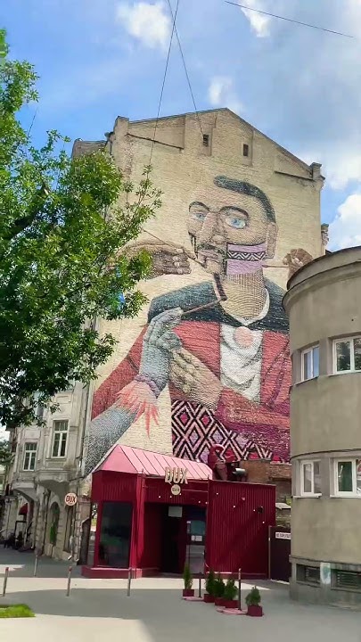 Київ Поділ мурал Козак #kiev #kyiv #киев - YouTube
