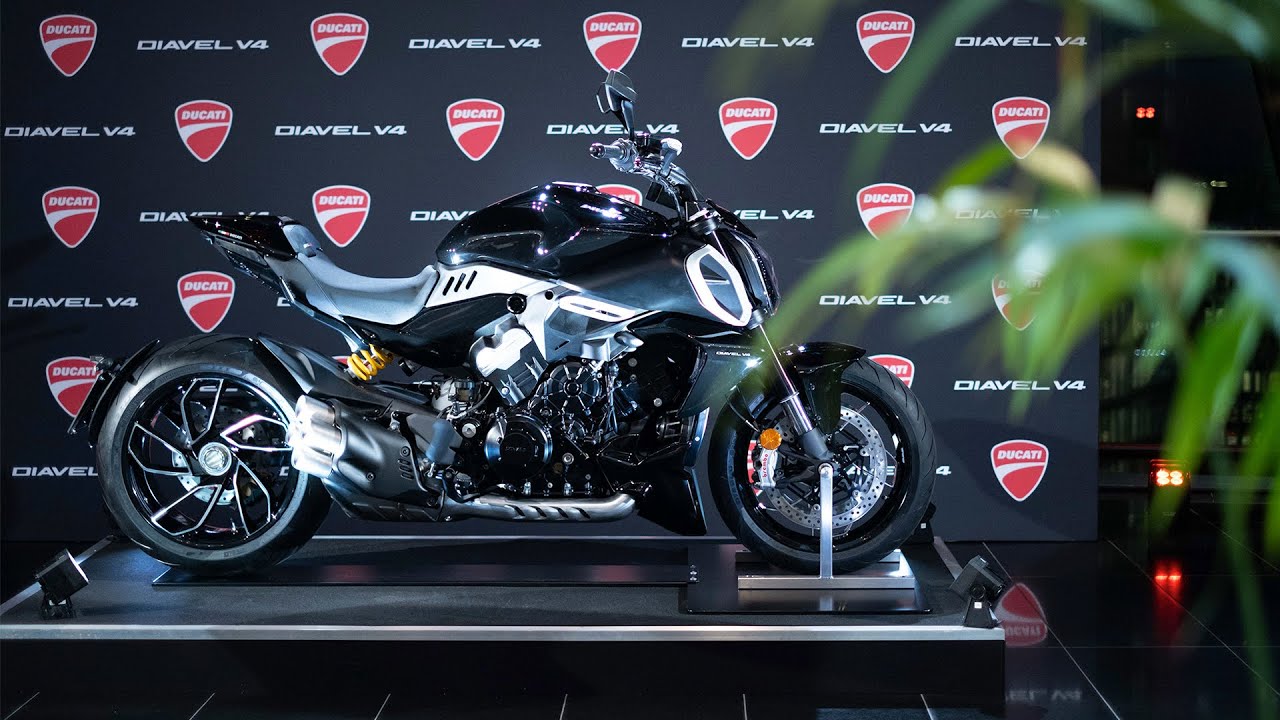 Ducati take over London with the Diavel V4 UK launch