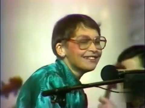 Лариса кандалова ижевск 15.05 1966 фото