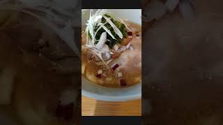 魚焚＠横須賀中央にて、かにトンコツらーめんを食べてみました。美味しかったです。