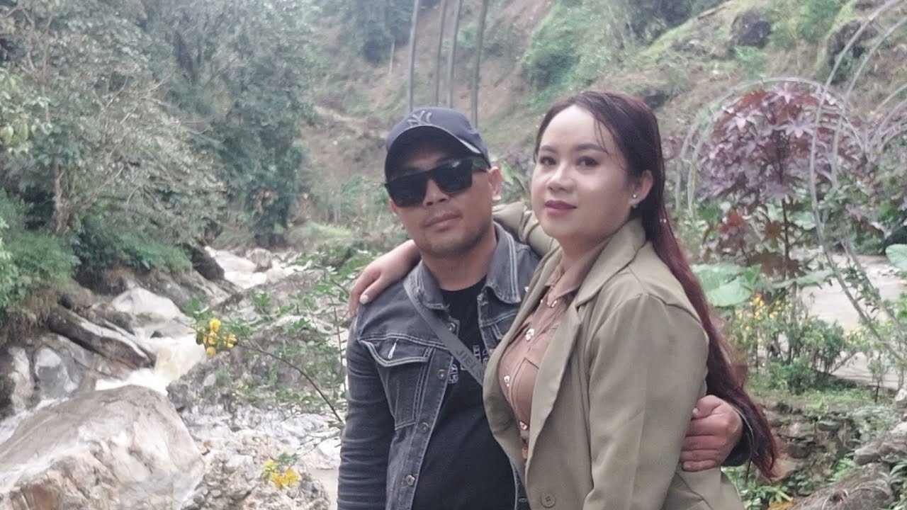 to kuv lub neej liam tag lo tim kuv niam lau xwb (qub dab neeg)