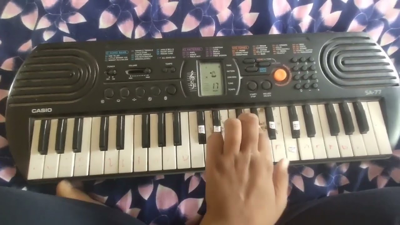 Playing Jandigi ek safar  on casio sa-77