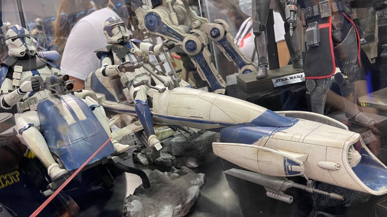 Hot Toys Star Wars live from Celebration!