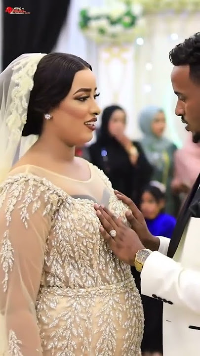 Wuu Sugi Waayay Inta Xaafada Katagaayo #duet #wedding @FarahDalxiis #entertainment