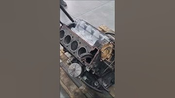 New, Dry Engine Cleaning Technique | Dry cleaning #automobile #mechanic #mechaniclife #shorts #short