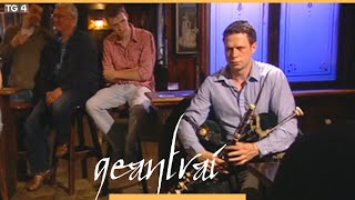 Eamonn Galldubh,píobaí uilleann|Donald Blue|Boys of Portaferry|Geantraí YouTube Thumbnail