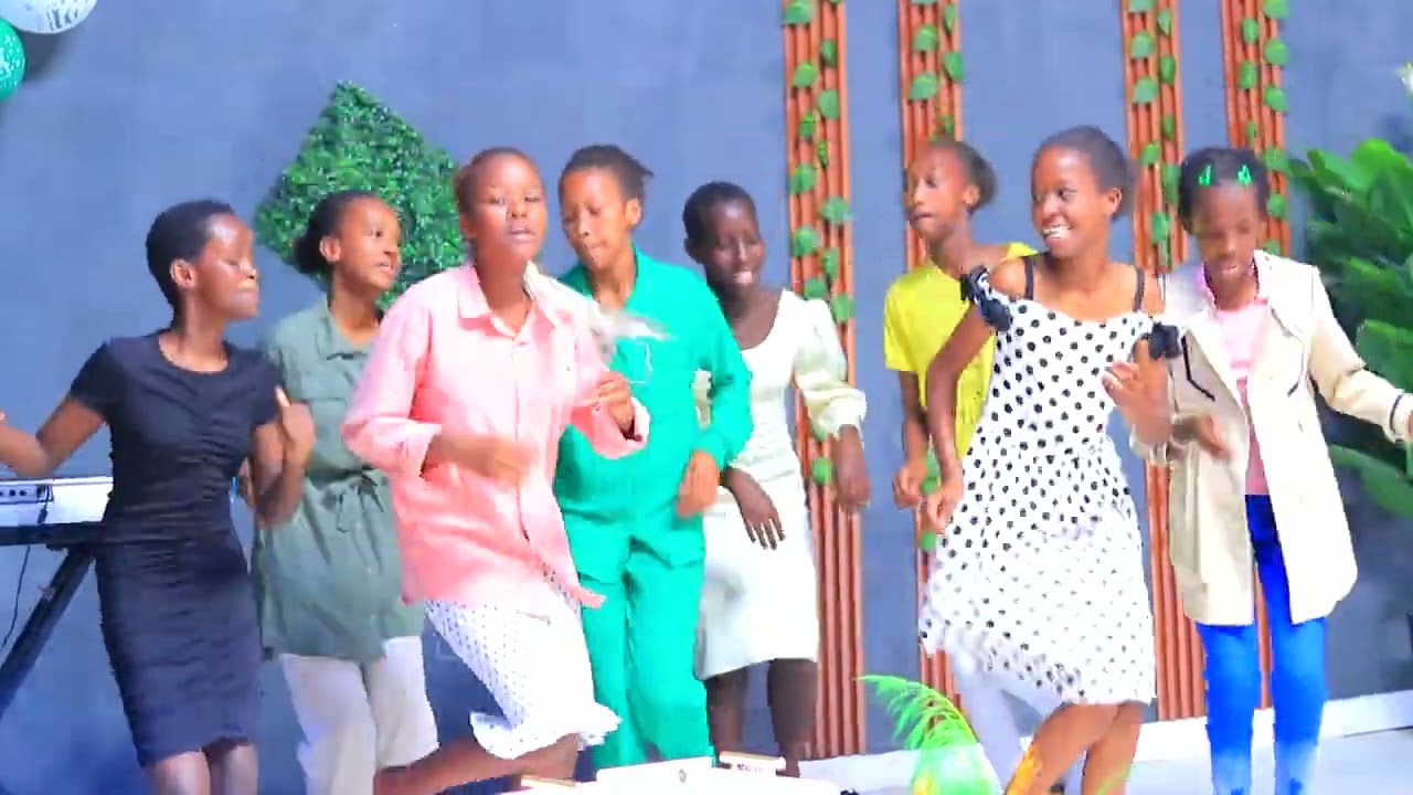 abana bato bavuza amapendo neza umukunga by merci