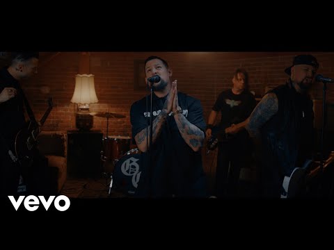 Good Charlotte - War