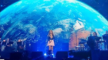 Thumbnail of МакSим - "Отпускаю" @ Live in Moscow 04.11.2022