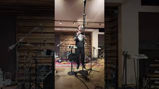 Trying to hit the notes 😂 #badsummer ☀️