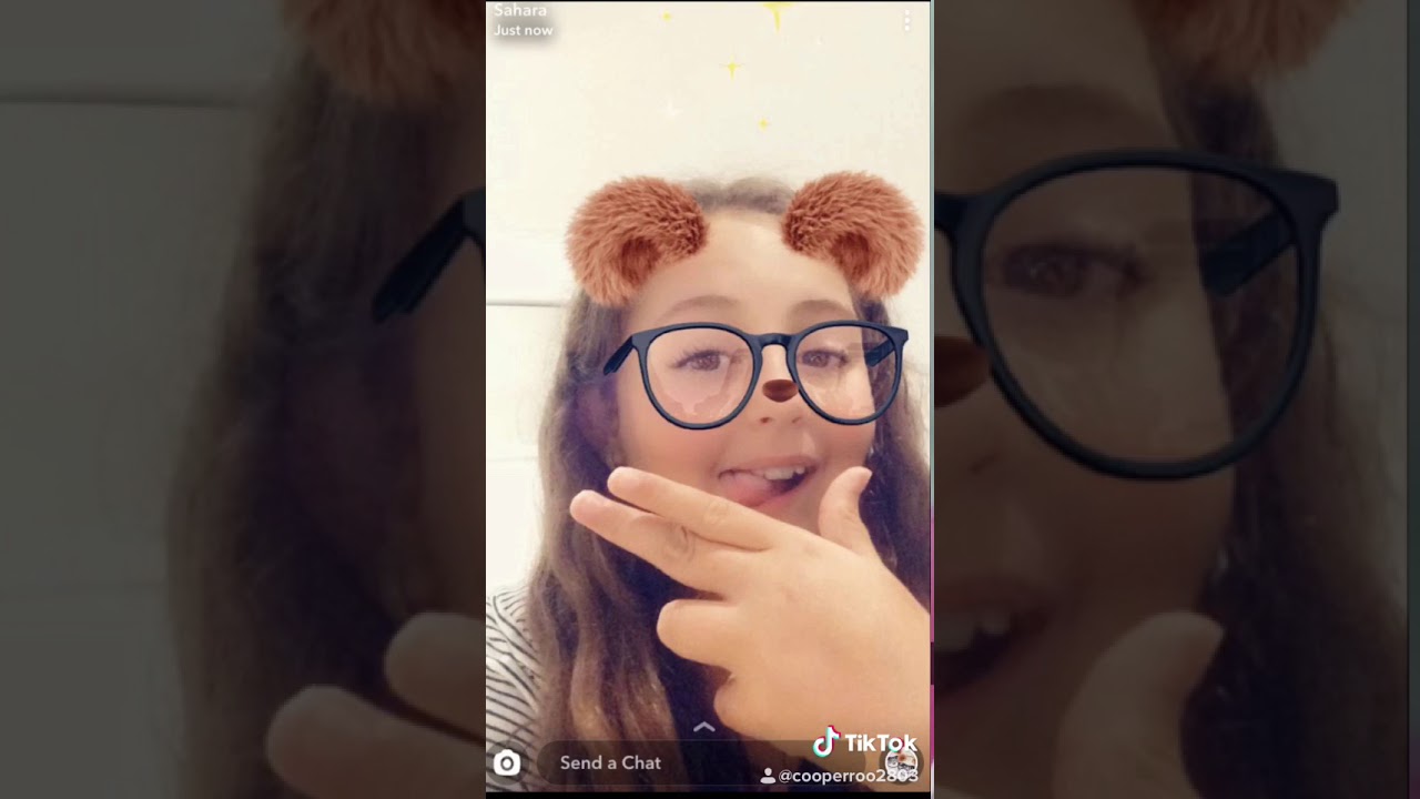 Gun fingers if you&rsquo;re a real raver