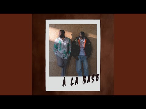 À la base